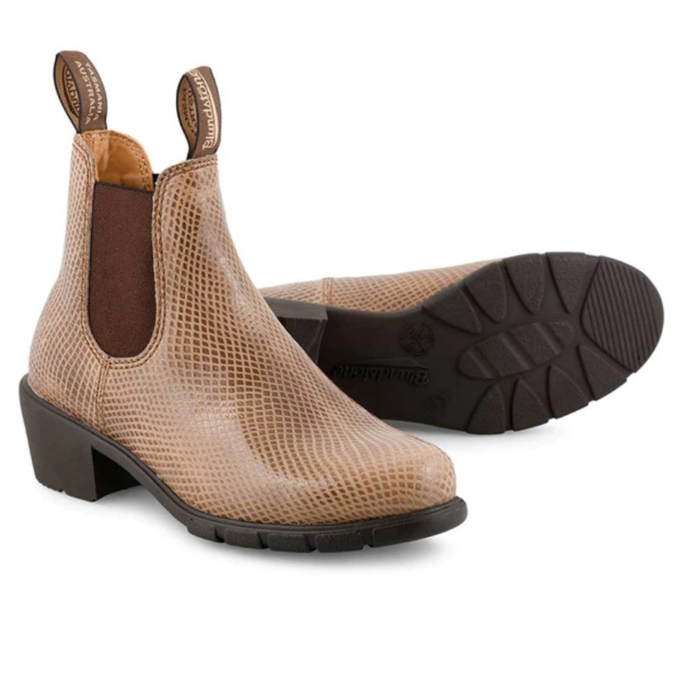 Blundstone Roper Women's Tan Western Ankle Boots